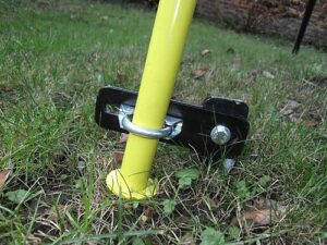 Hellanker E35 bracket on swing leg